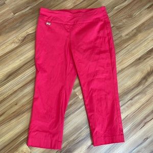 Red crop pants